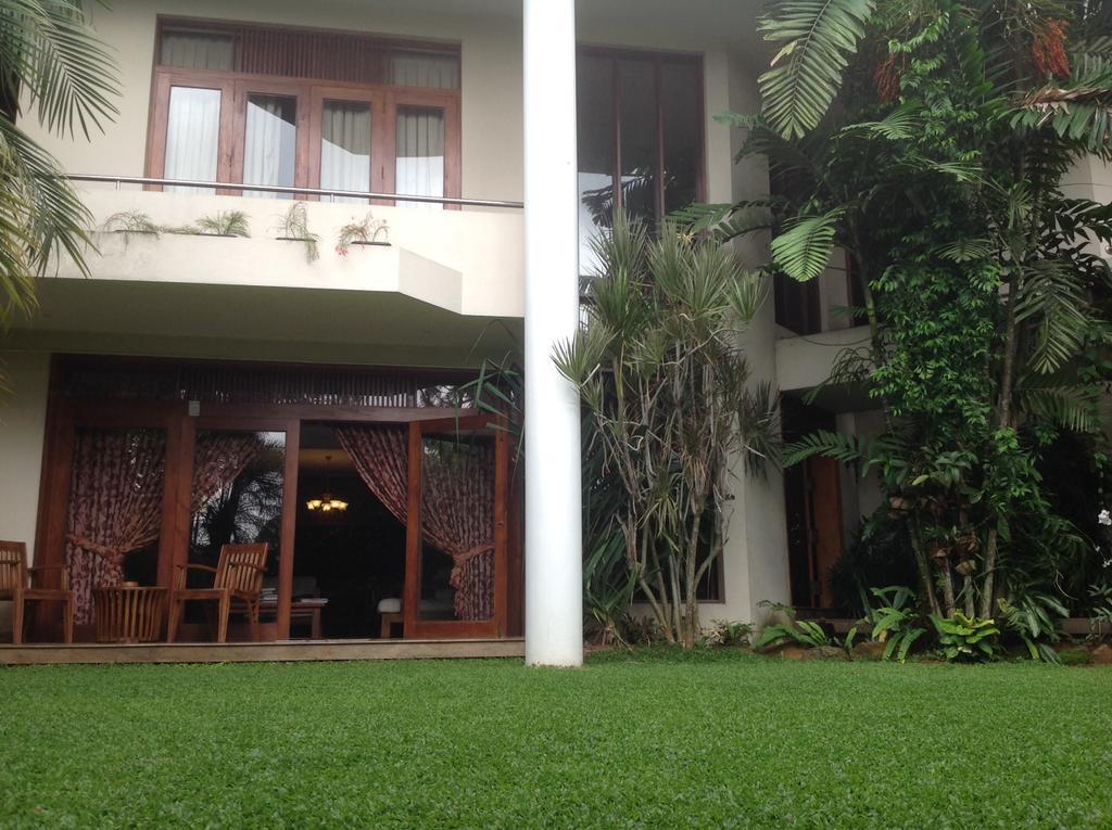 Silvikris Villa Colombo Exterior foto
